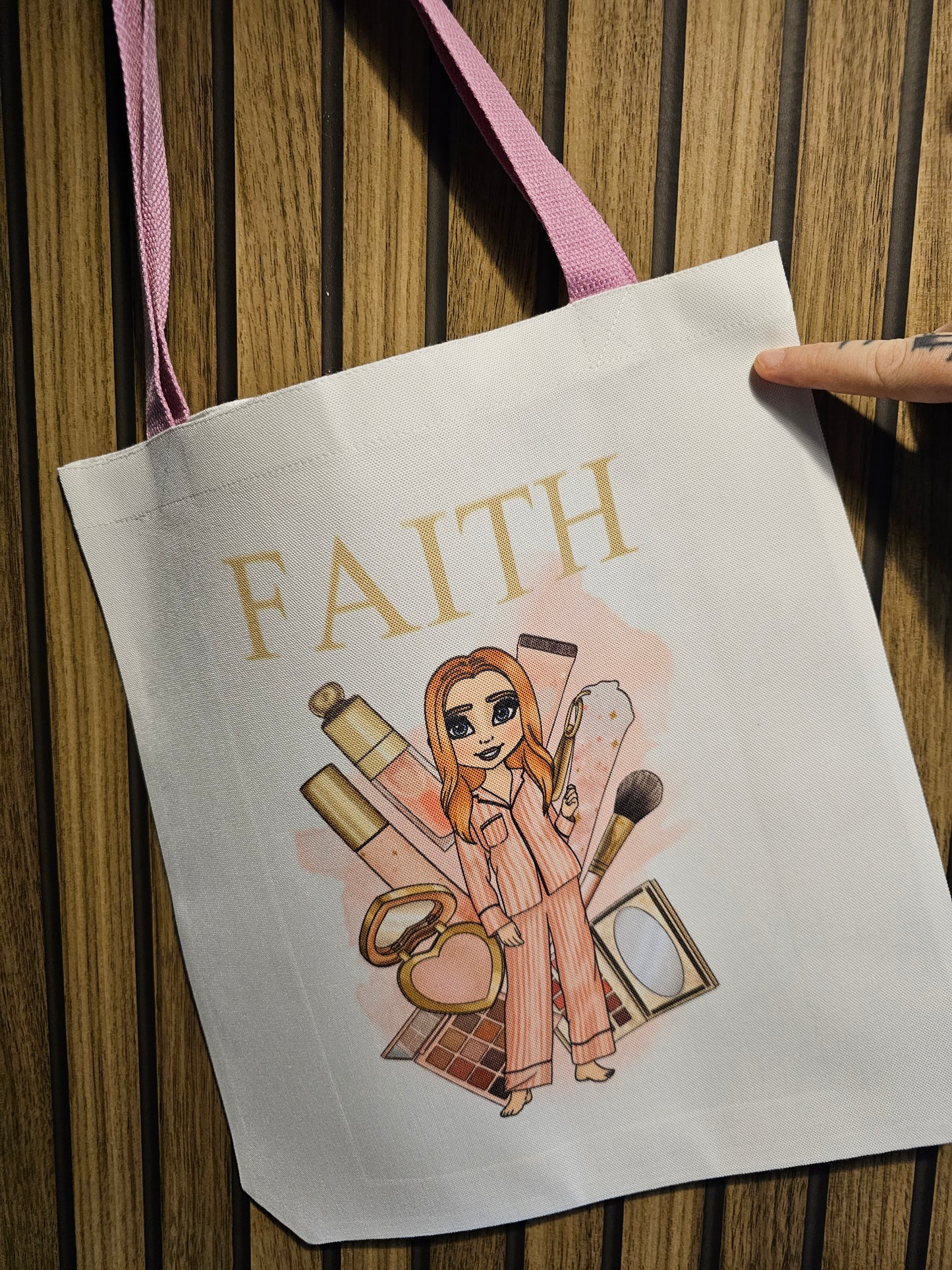 Pink handle make up girl tote bag.